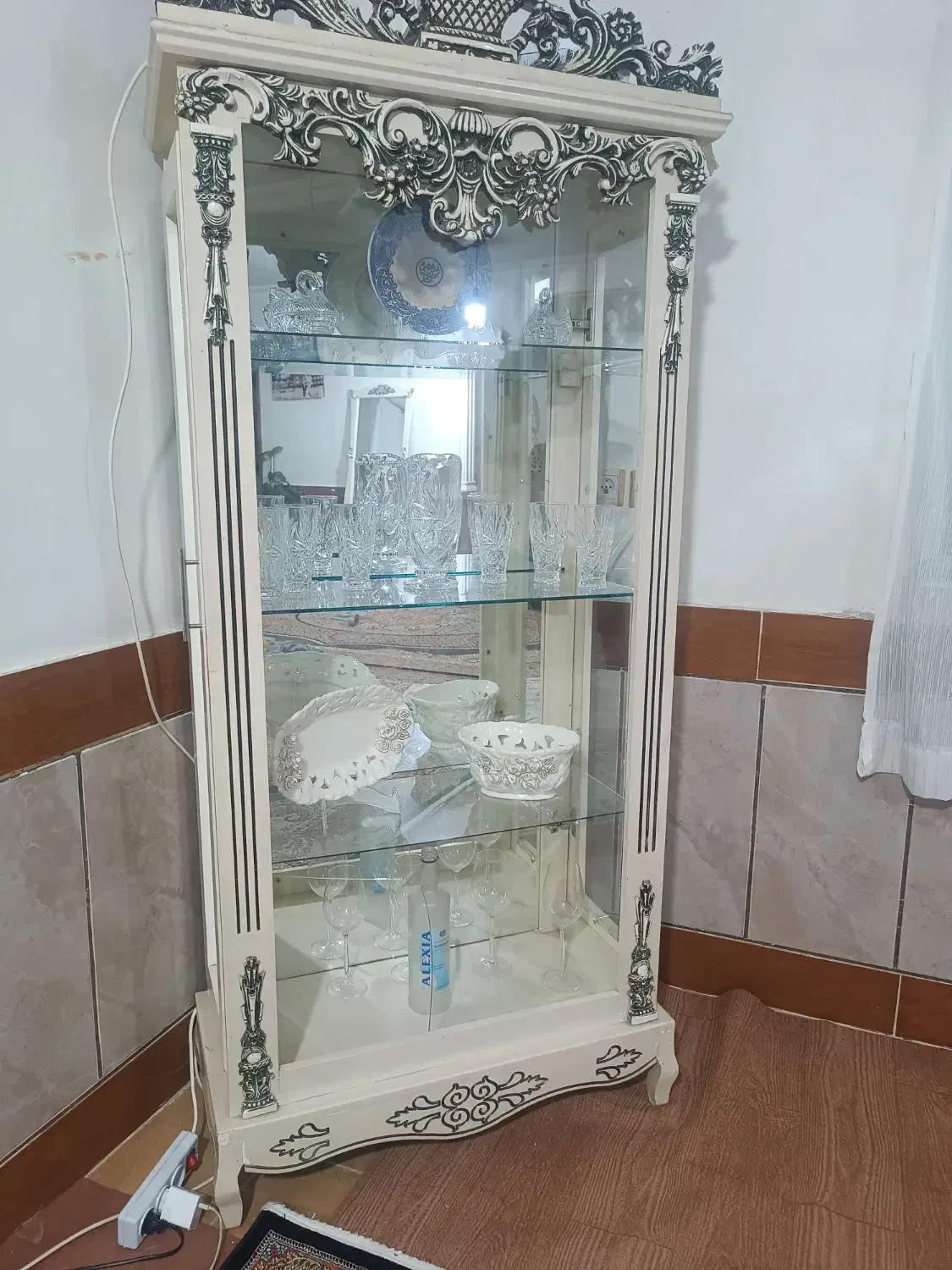 بوفه|بوفه، ویترین، کنسول|گنبد کاووس, |دیوار