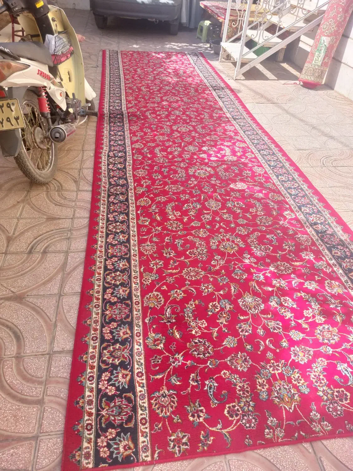 فرش کناره تراکم بالا و زیبا|فرش|لنجان, |دیوار