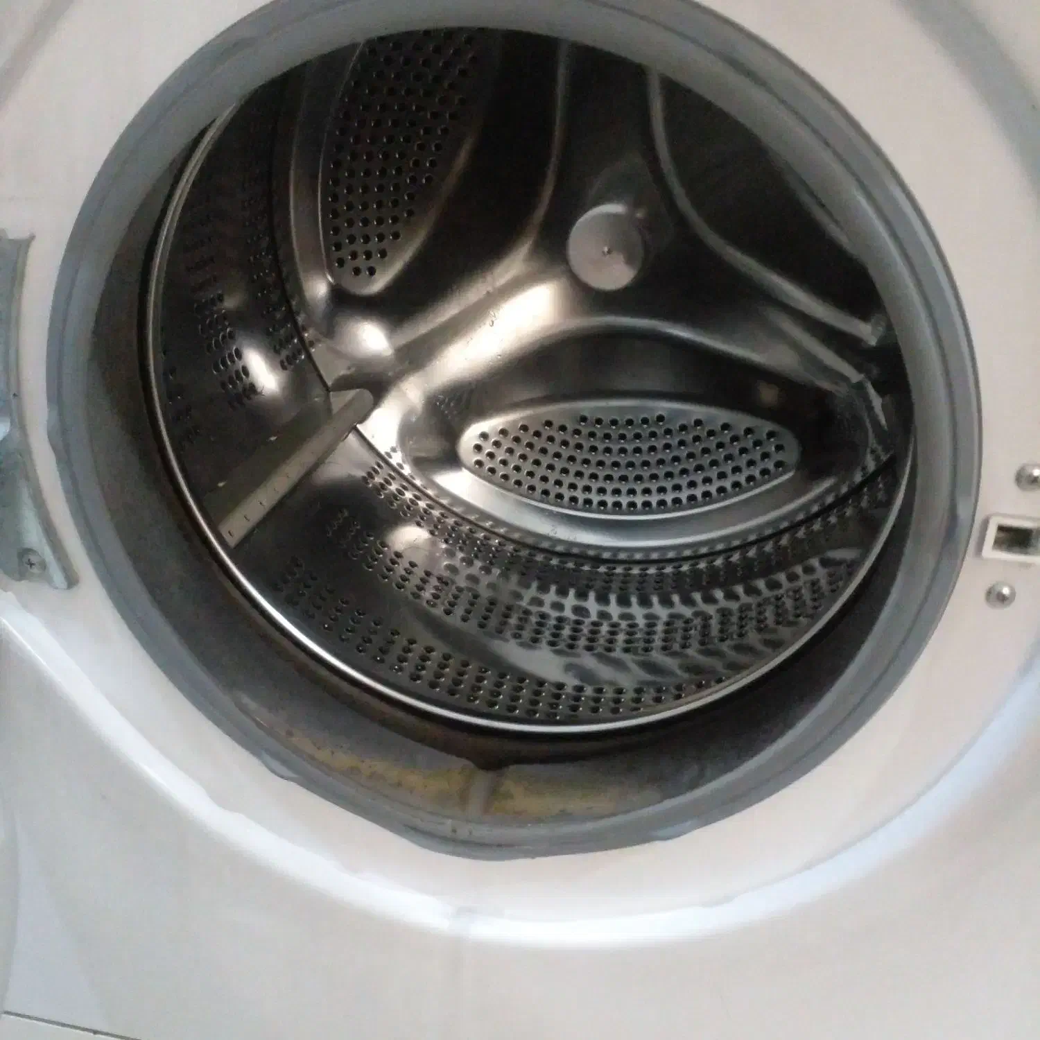 فروش یا تعویض لباس شویی ال جی اصل کره|ماشین لباسشویی و خشک‌کن لباس|تهران, سازمان برنامه شمالی|دیوار