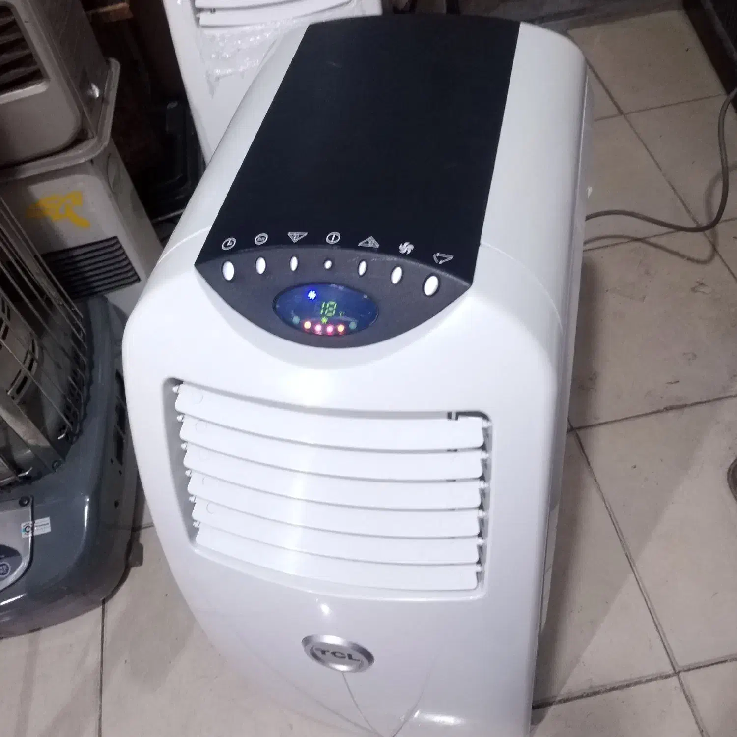 کولر گازی 12000|کولر گازی و فنکوئل|خرمآباد, |دیوار