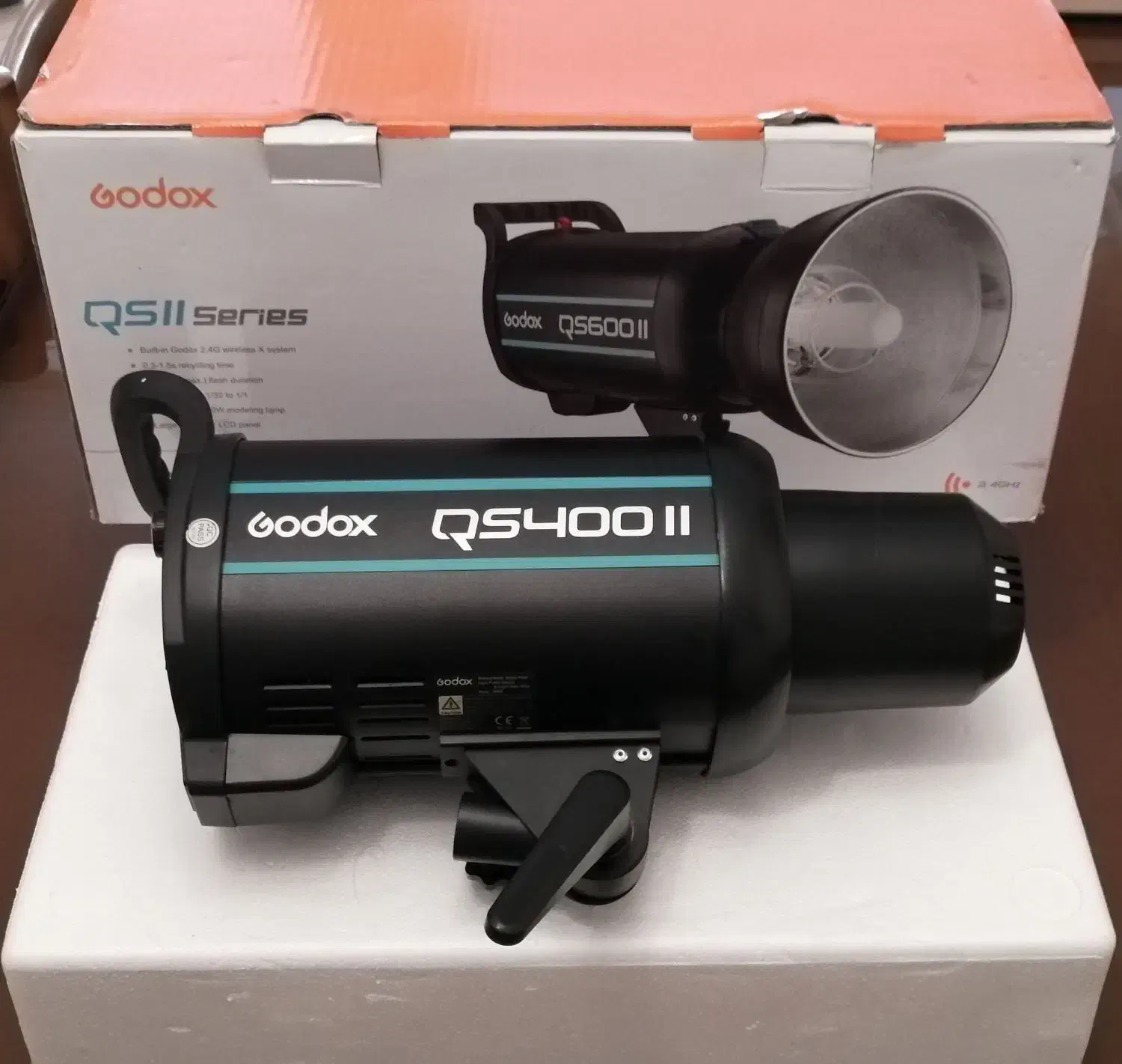 فلاش استودیویی Godox QS400 II|دوربین عکاسی و فیلم‌برداری|تهران, نیروی هوایی (پیروزی)|دیوار