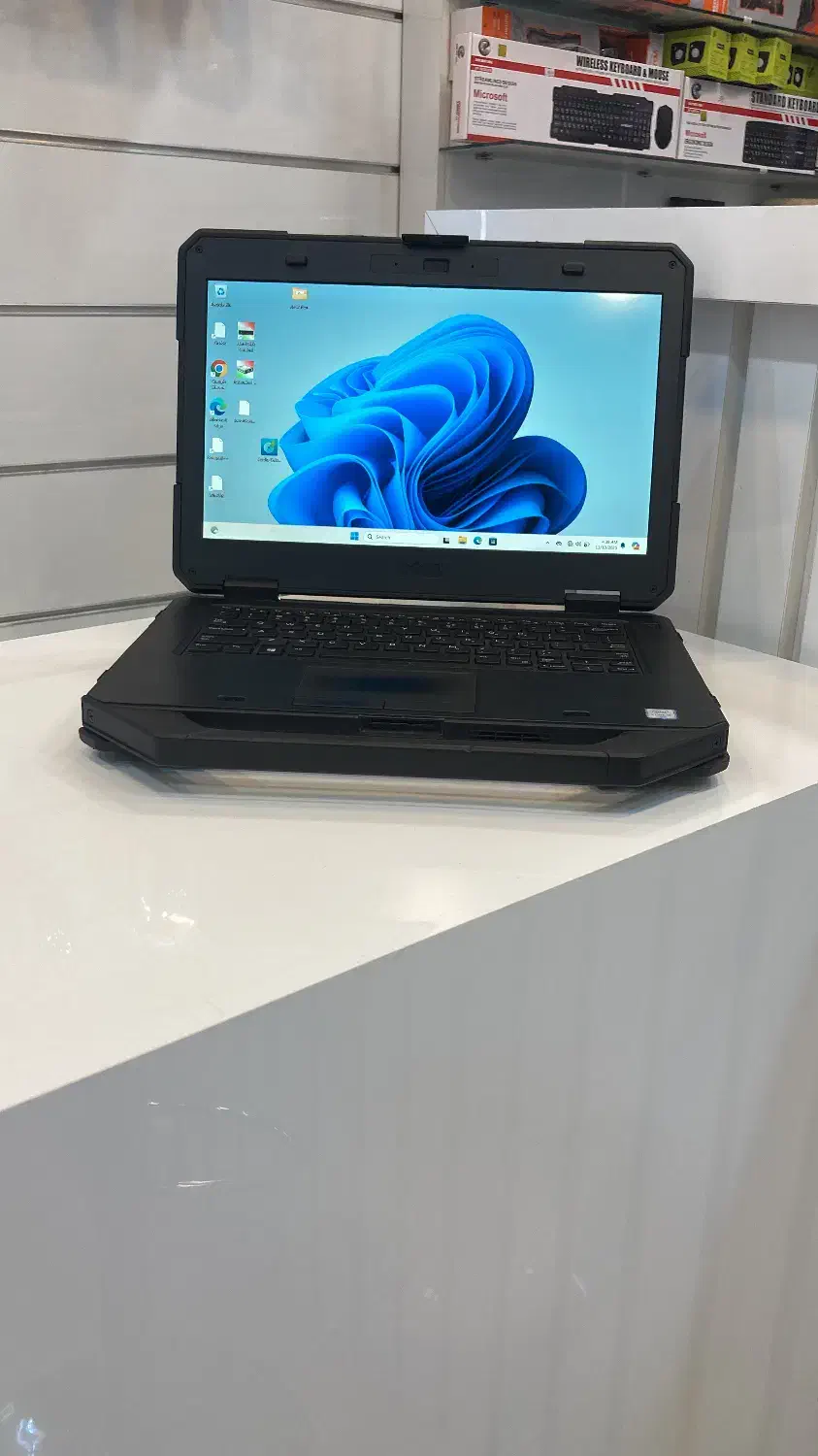 لپتاپ و تبلتهای ضد ضربه مناسب کارگاهها و معادن|رایانه همراه|اصفهان, نقش جهان|دیوار