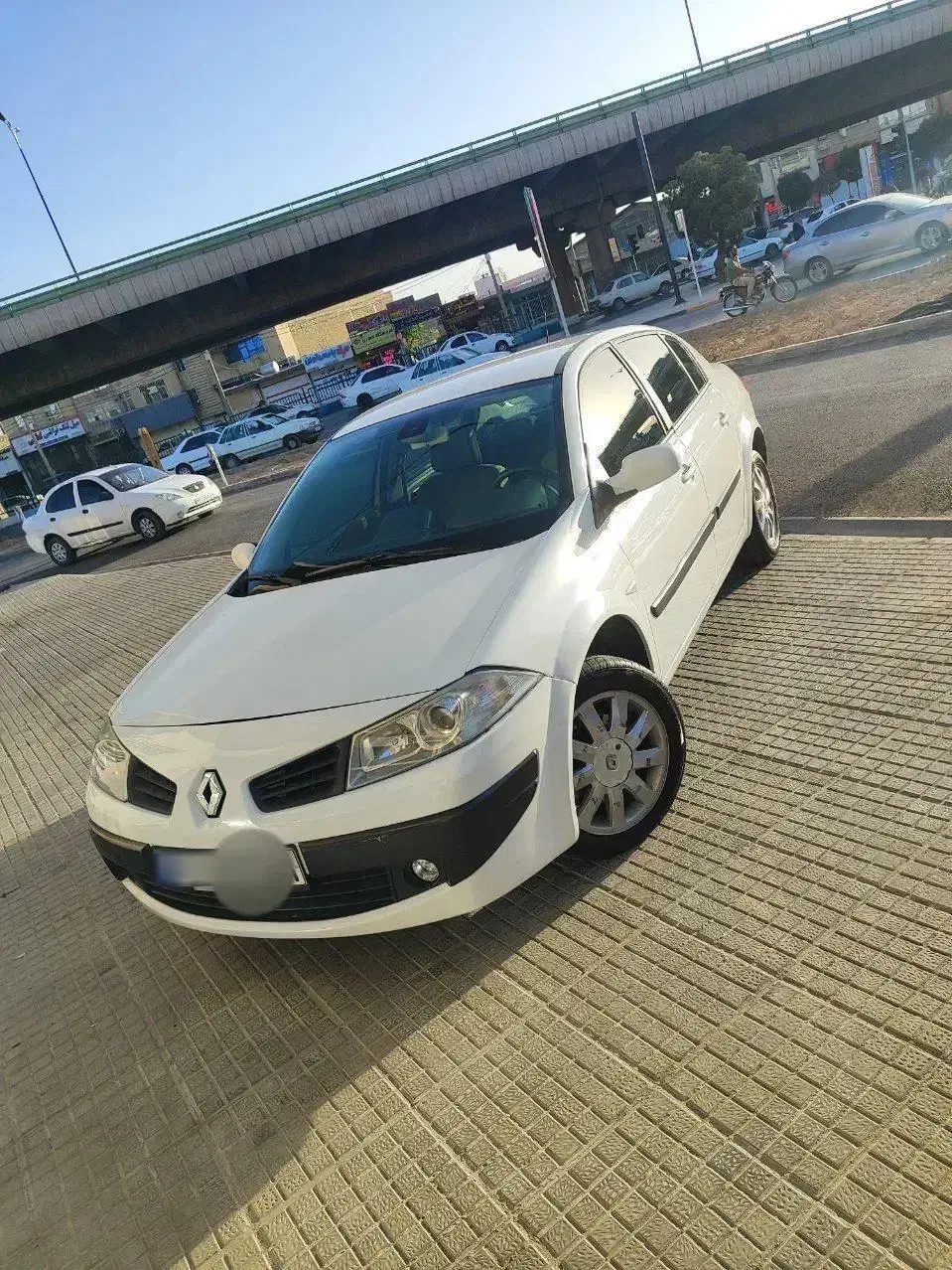 مگان ۹۰ دوهزار آپشنال بیرنگ|خودرو سواری و وانت|تهران, ونک|دیوار