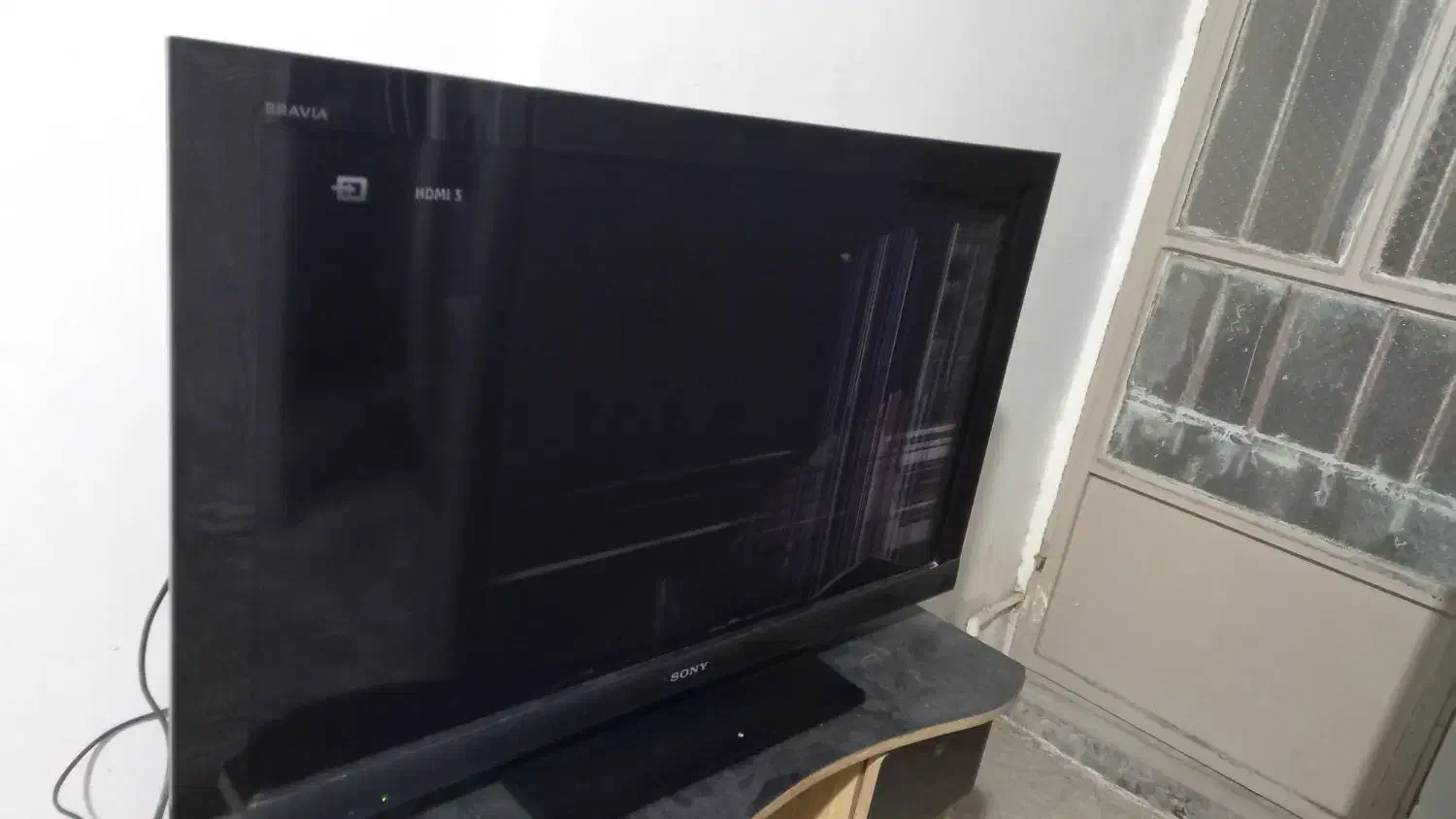 تلویزیون ال سی دی سونی نمایشگر ضربه خورده|تلویزیون و پروژکتور|نسیم‌شهر, |دیوار