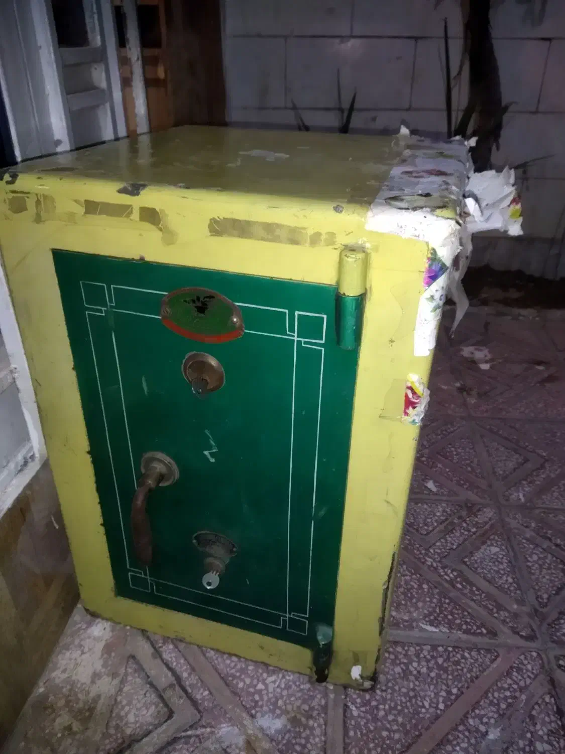 گاوصندوق یک طبقه سه قفله|ابزارآلات|قرچک, میرزائی شمالی|دیوار