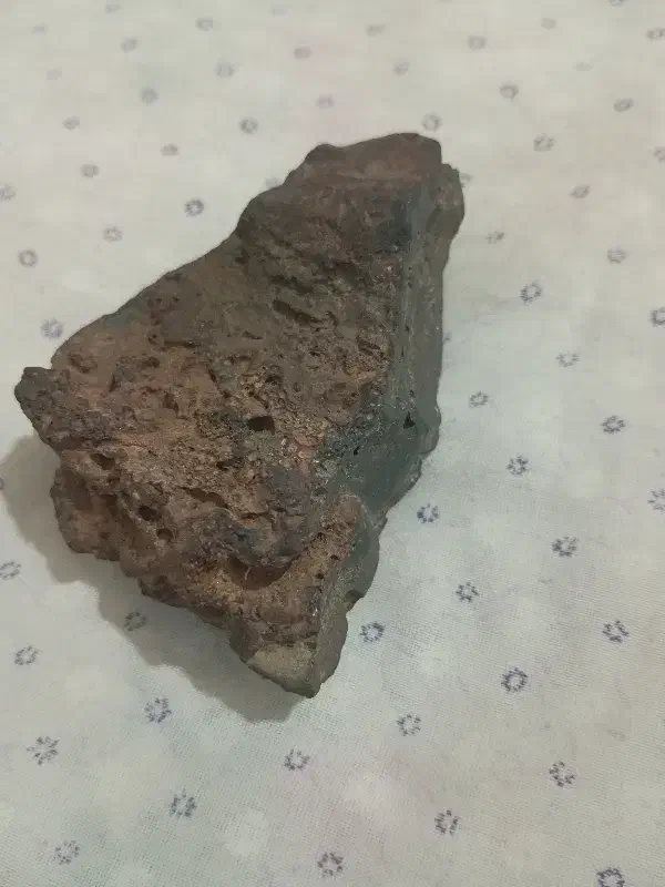 شهاب سنگ|کلکسیون اشیاء عتیقه|سرپل ذهاب, |دیوار