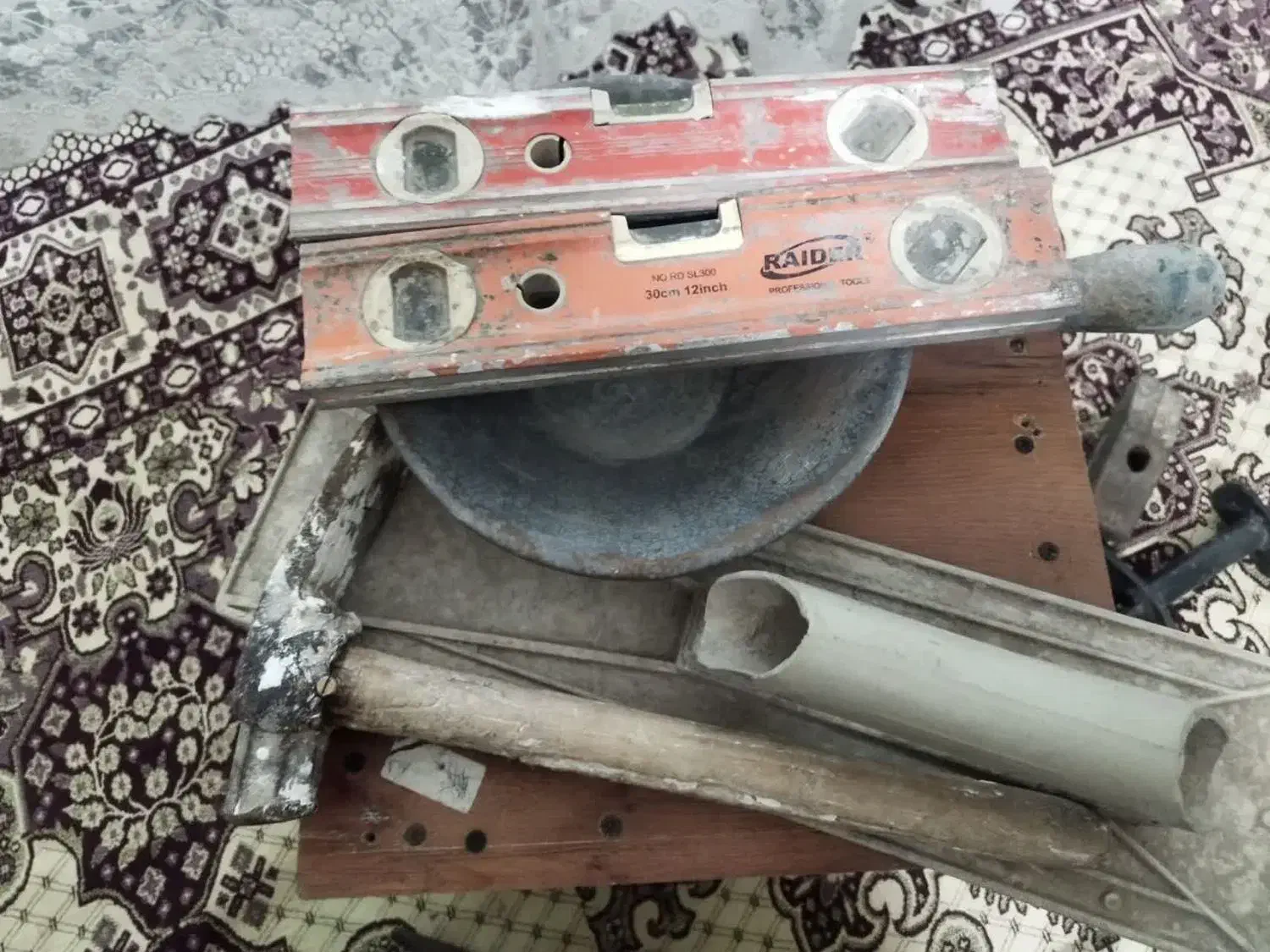 وسایل بنایی. کلنک. سینک. قالی دست بافت|فرش|مشهد, خواجه ربیع|دیوار