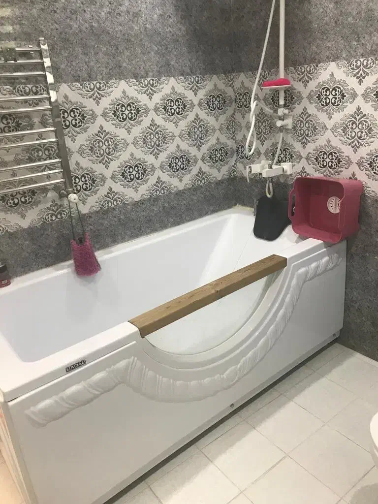 وان حمام برند باداب در حد|لوازم حمام|هشتگرد, فشند|دیوار