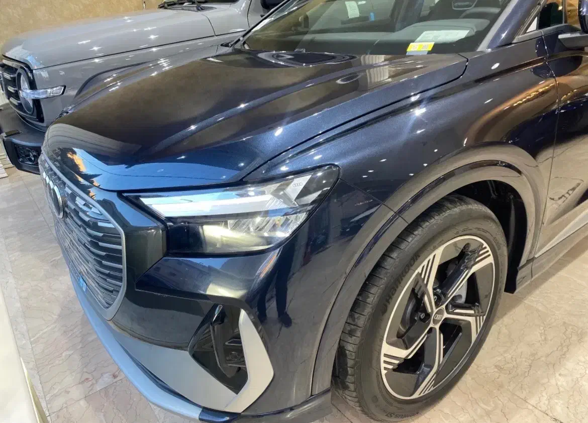 ائودی Q4|خودرو سواری و وانت|تهران, حکمت|دیوار