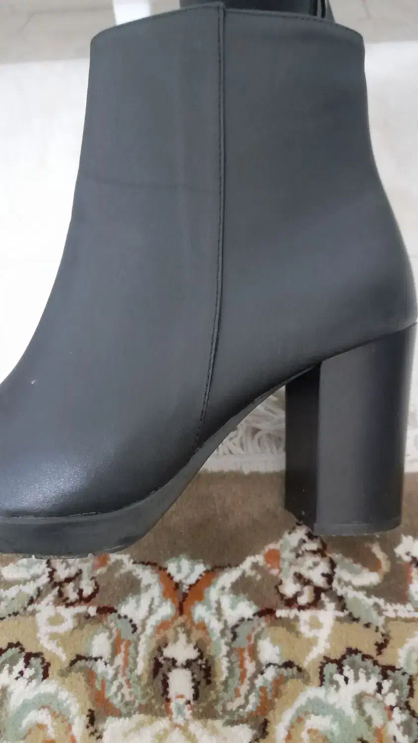 بوت سایز ۳۷ دو جفت|کیف، کفش، کمربند|بندر انزلی, کوی بهار|دیوار