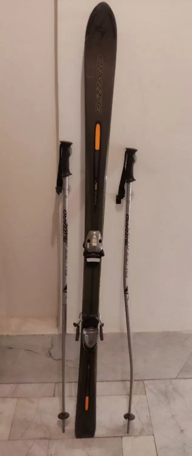 چوب اسکی Blizzard|ورزشهای زمستانی|تهران, جوادیه تهرانپارس|دیوار