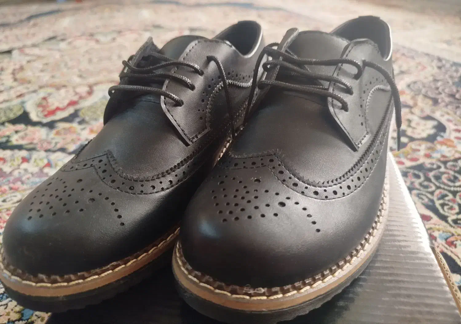 کفش چرمی سایز ۳۷|کیف، کفش، کمربند|شیراز, کوشک میدان|دیوار