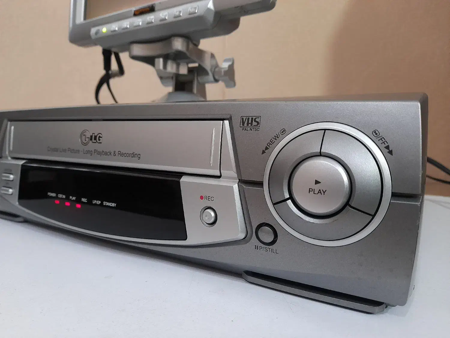 LG ظبط و پخش مدل BL - 200k|پخشکننده DVD و ویدیو|قزوین, |دیوار