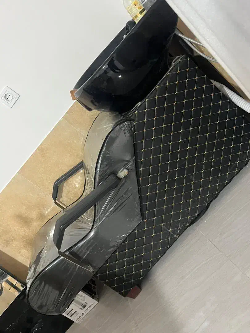 لوازم ارایشگاه ۲ ماه کارکرد در حد نو|آرایشگاه و سالنهای زیبایی|جلفا, |دیوار