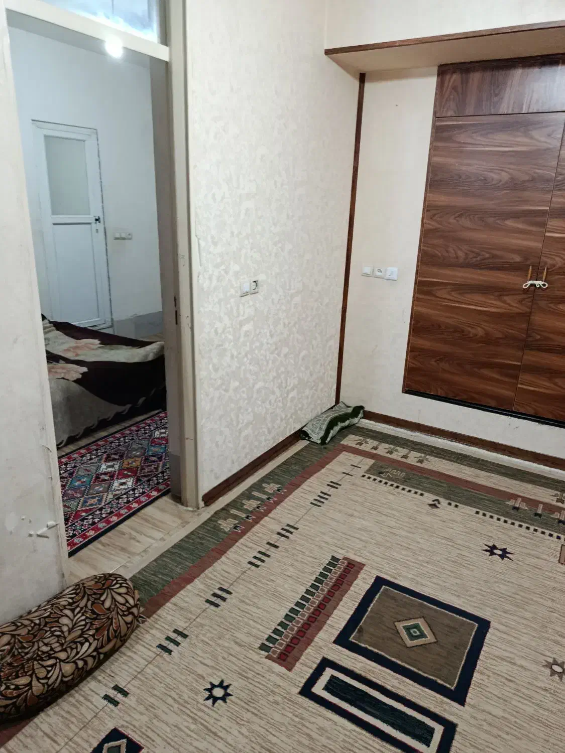اجاره منزل مبله گلسرخ|اجارهٔ کوتاه‌مدت آپارتمان و سوئیت|شیراز, گل سرخ|دیوار