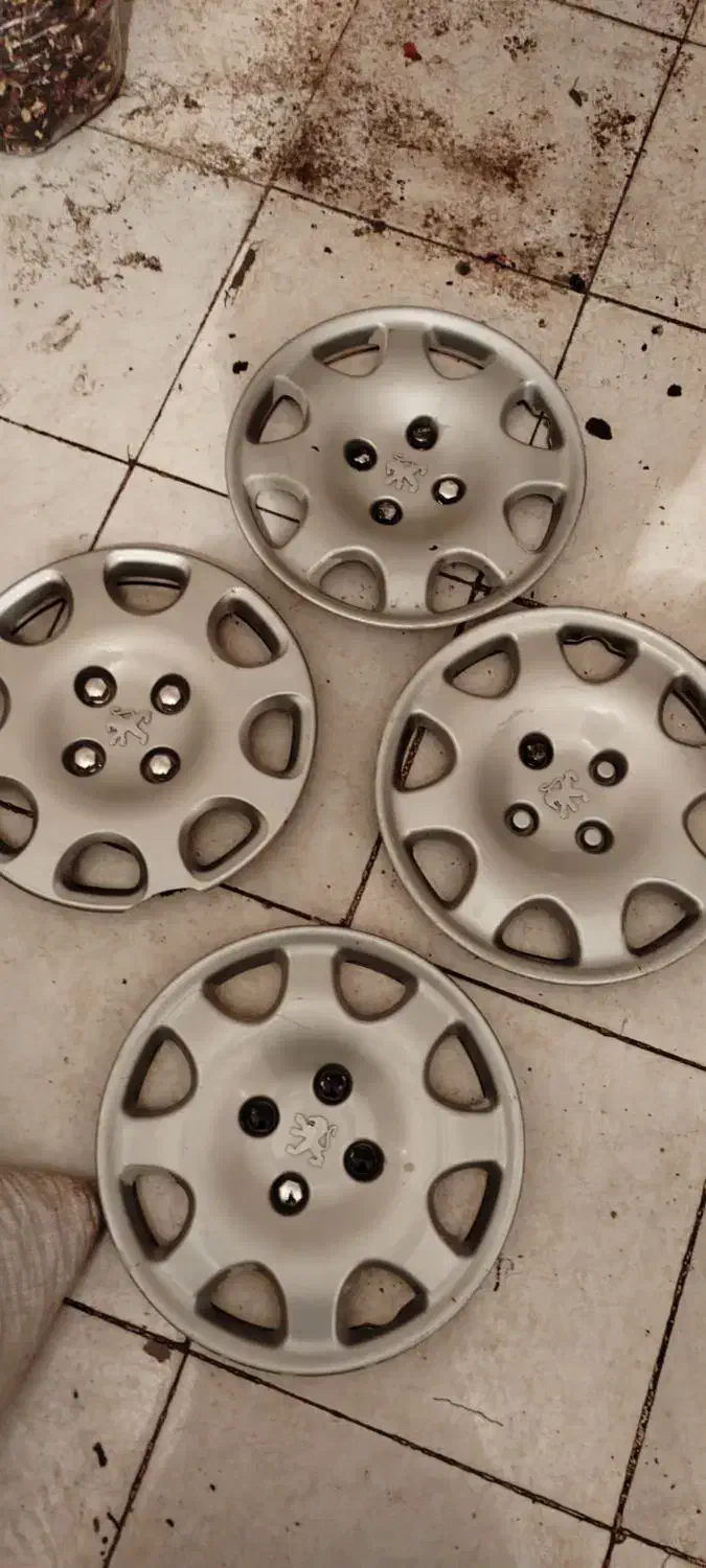 چراغ عقب پژو پارس|قطعات یدکی و لوازم جانبی|سنندج, |دیوار