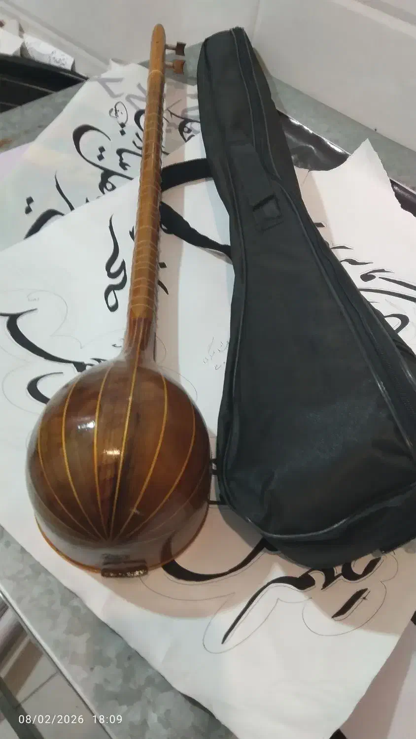 سه تار|سازهای سنتی|قم, ولیعصر|دیوار