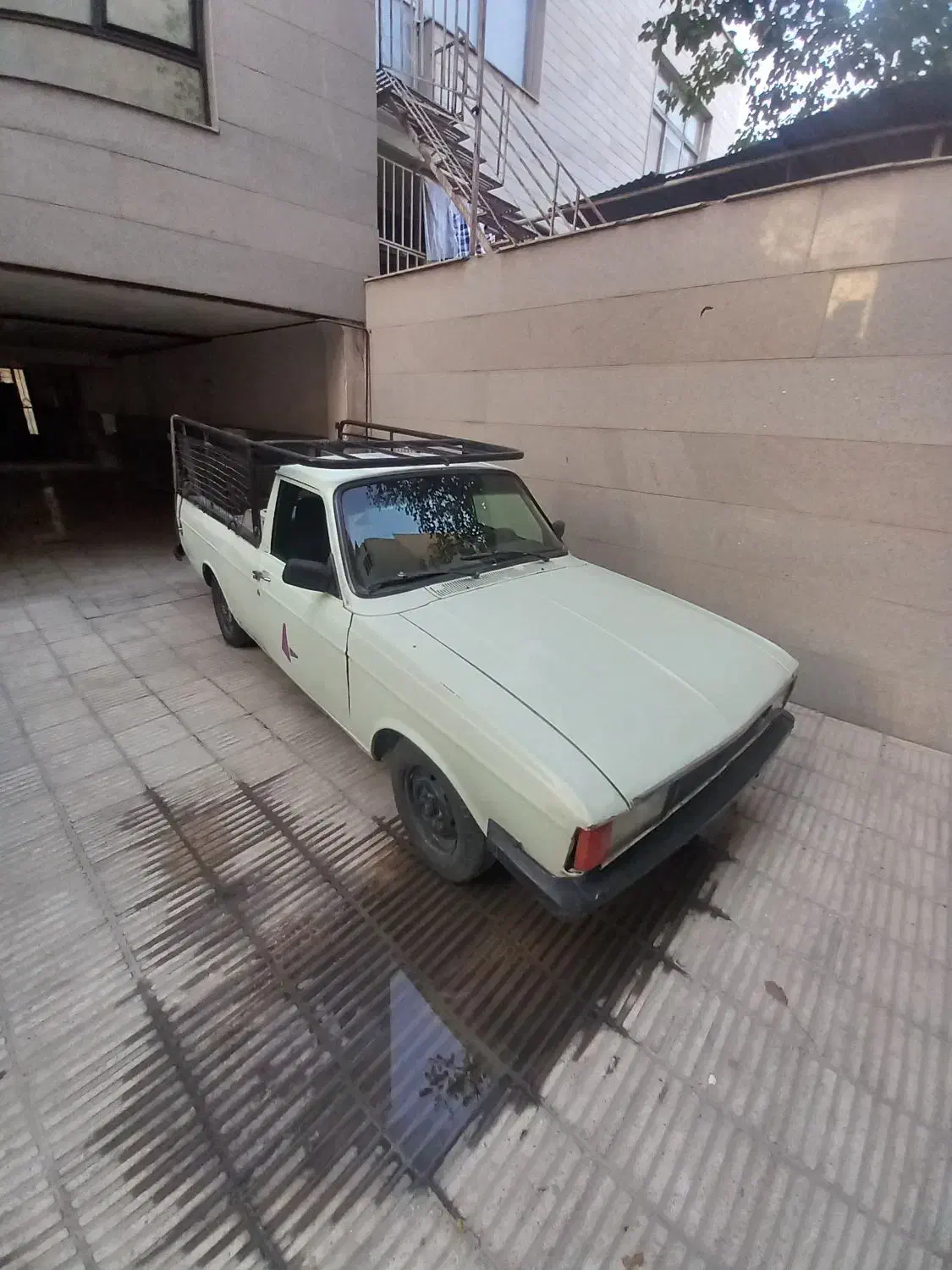 سلام این ماشین ۲.۵ سال هست خابه|خودرو سواری و وانت|تهران, شهرک رضویه|دیوار