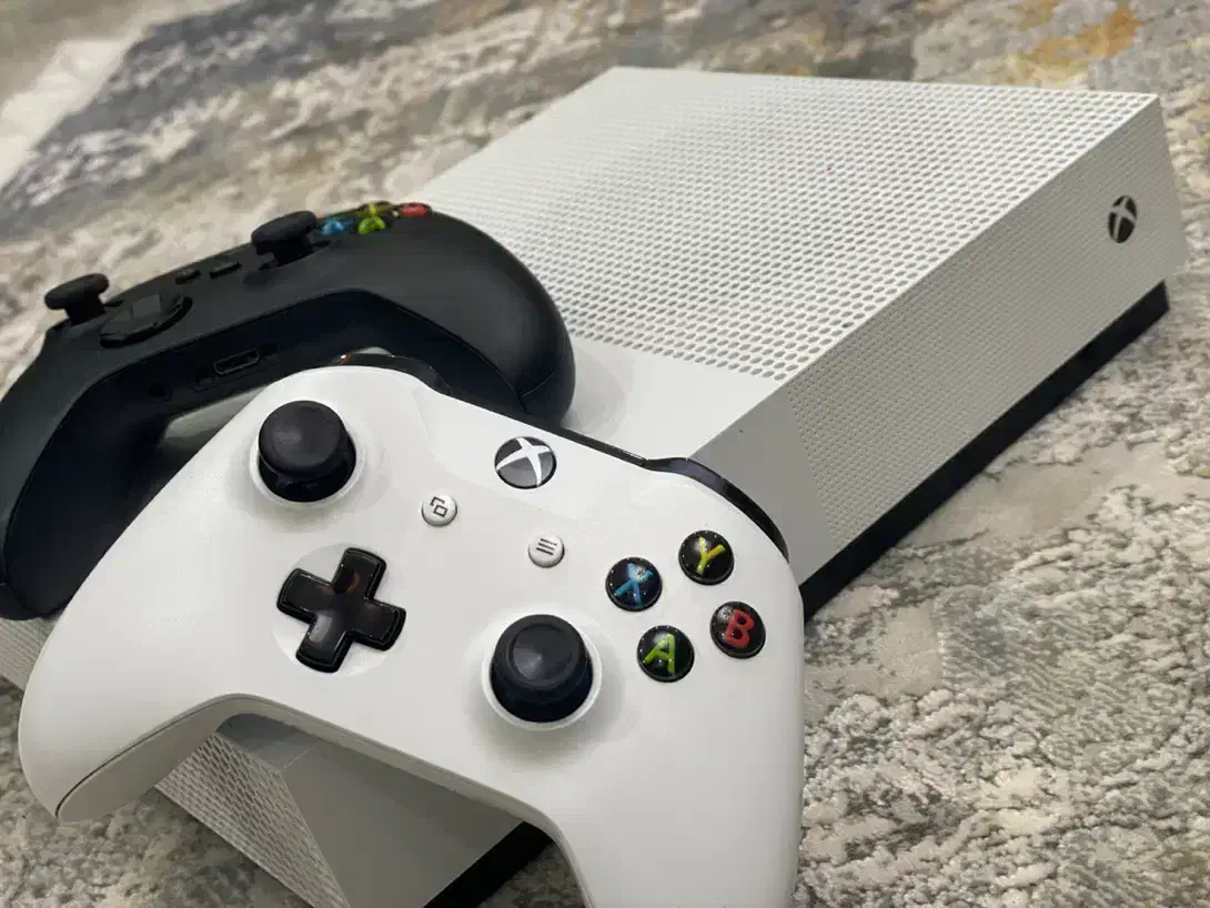 ایکس باکس وان اس در حد|کنسول، بازی ویدئویی و آنلاین|کرمانشاه, |دیوار