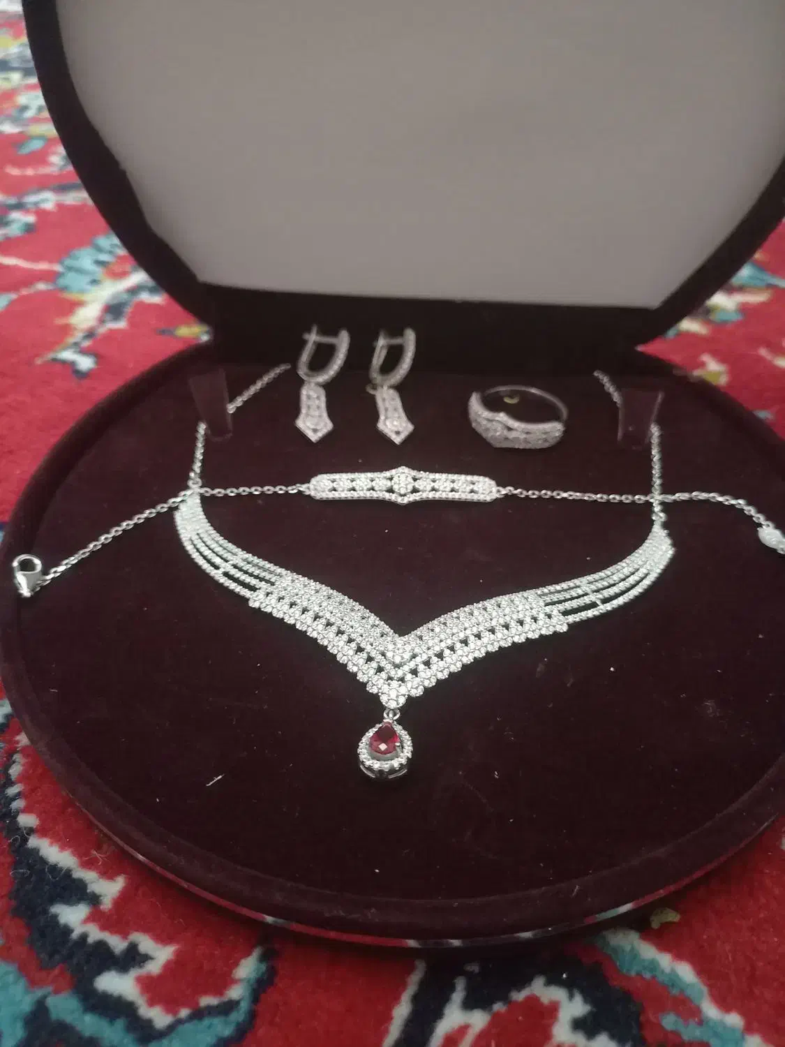 سرویس عروس نقره نگین قرمز ( مناسب کادو روز زن )|جواهرات|کرمانشاه, |دیوار