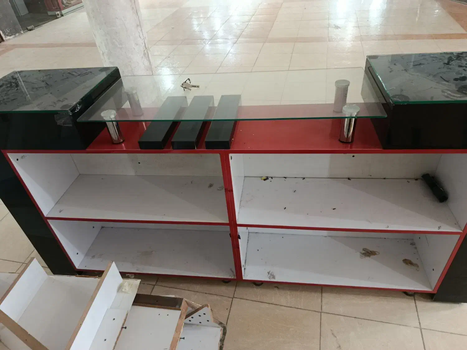 ویترین فروشگاه|فروشگاه و مغازه|جیرفت, |دیوار