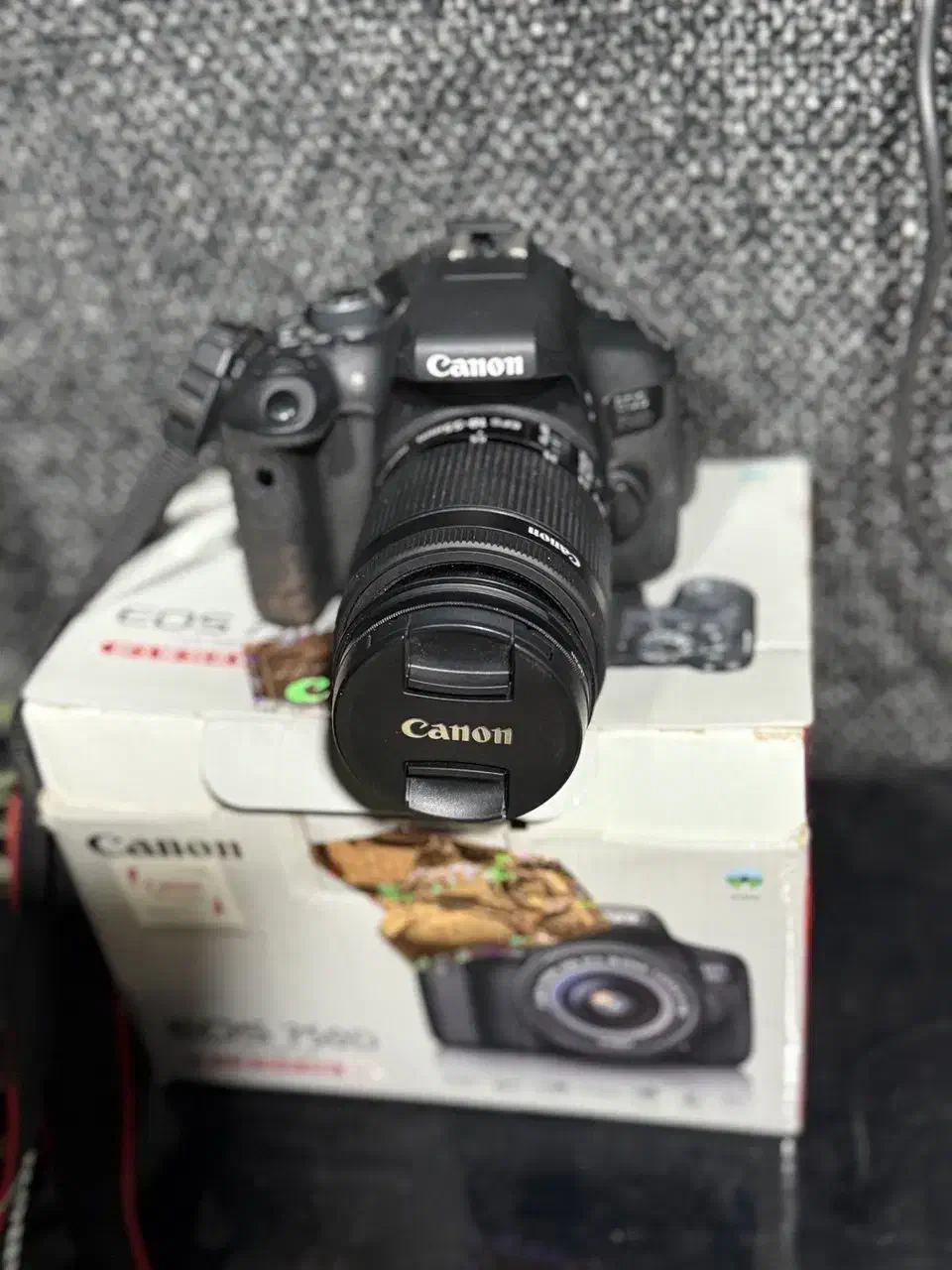 دوربین عکاسی ۷۵۰ دی کنون همراه با لنز|دوربین عکاسی و فیلم‌برداری|تهران, امانیه|دیوار