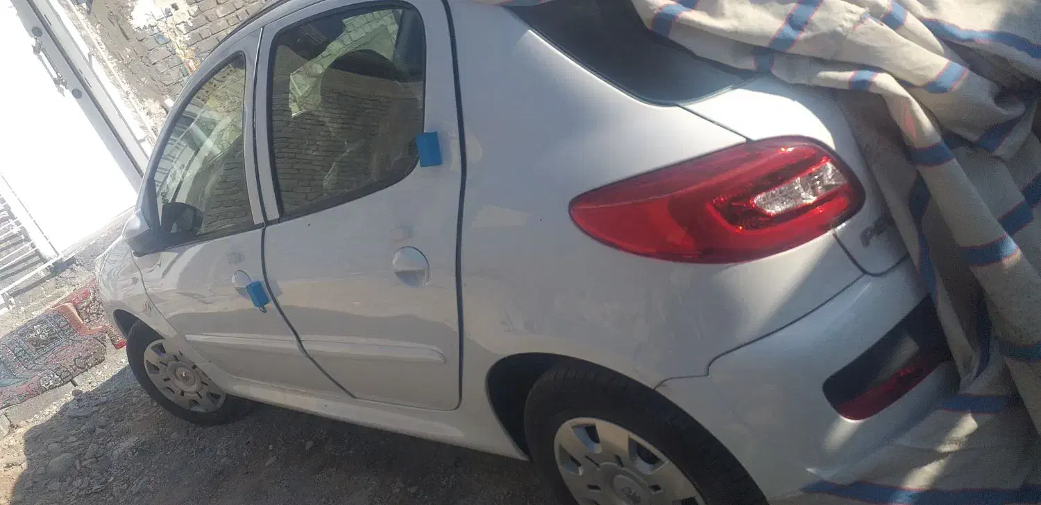 ۲۰۷i tu5p رینگ معمولی سقف شیشه|خودرو سواری و وانت|کازرون, |دیوار