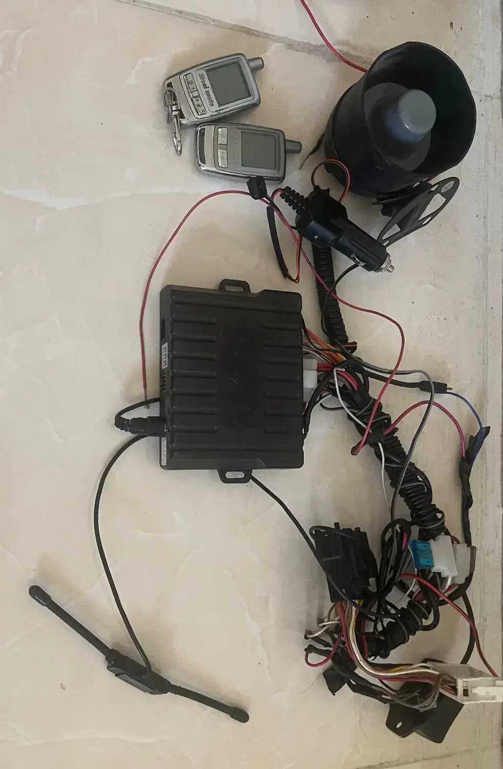 دزدگیر ماشین در حد نو|قطعات یدکی و لوازم جانبی|تهران, شهرک آزادی|دیوار