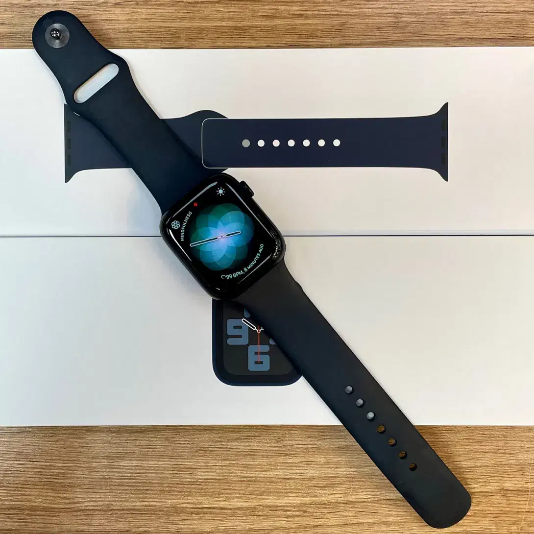 Apple watch SE (2nd Gen)|لوازم جانبی موبایل و تبلت|تهران, میدان ولیعصر|دیوار