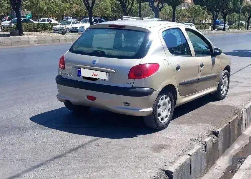 پژو۲۰۶ تیپ ۲|خودرو سواری و وانت|اراک, |دیوار