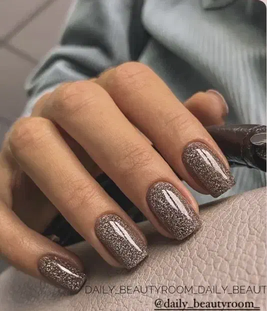 خدمات کاشت ناخن. و اکستنشن مژه|خدمات آرایشگری و زیبایی|زابل, |دیوار