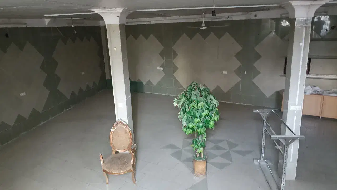 زیرزمین تجاری نزدیک بازار ۱۵۰متربر|اجارهٔ مغازه و غرفه|قم, تکیه آقا سید حسنی|دیوار