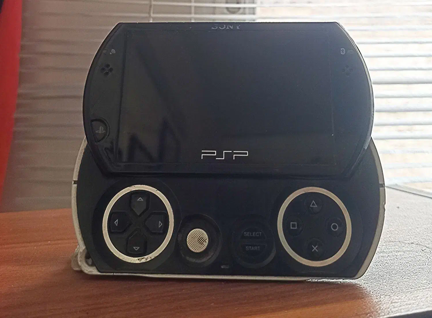 psp go|کنسول، بازی ویدئویی و آنلاین|مشهد, نیروی هوایی|دیوار