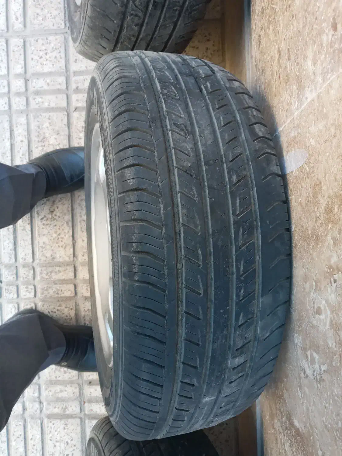 رینگ و لاستیک  پژویی 205|قطعات یدکی و لوازم جانبی|ملایر, |دیوار