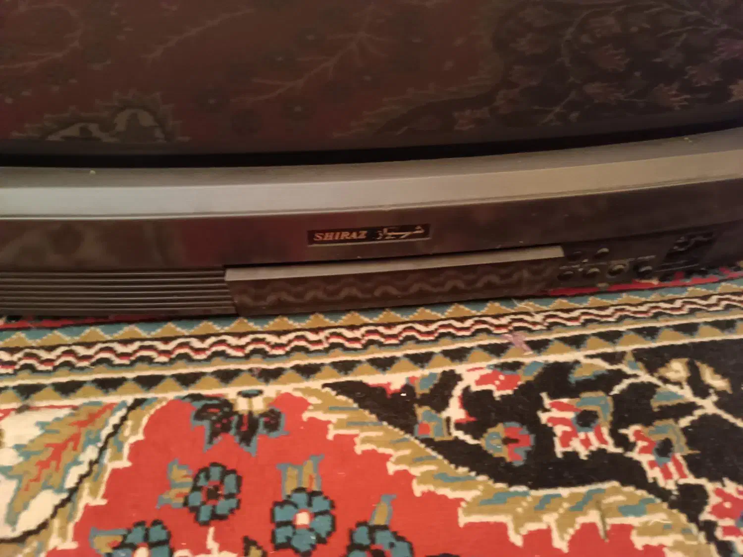 تلویزیون قدیمی|تلویزیون و پروژکتور|یزد, |دیوار