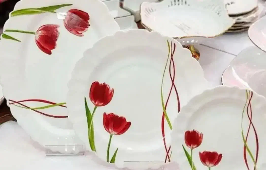 ظروف راهنمایی|کلکسیون اشیاء عتیقه|سلفچگان, |دیوار