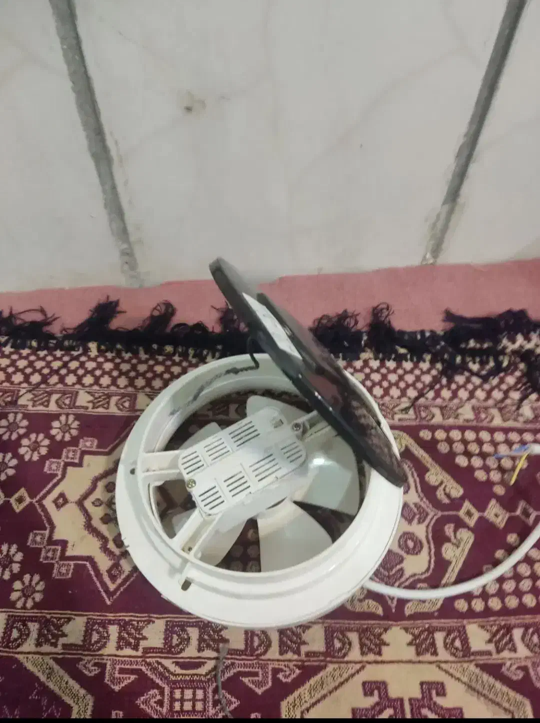 یک عدد فن هواکش نو و سالم|پنکه و تصفیهکنندهٔ هوا|شیراز, پودنک|دیوار