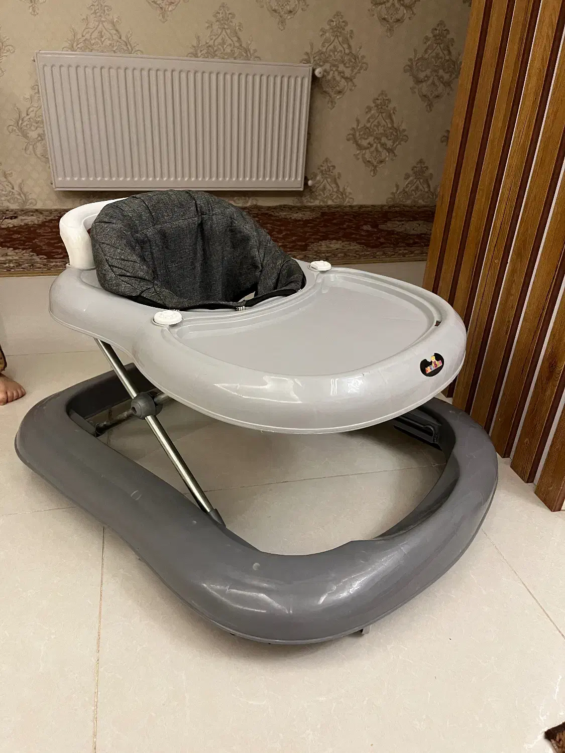 روروئک بادوام پایه استیل|کالسکه و لوازم جانبی|تبریز, |دیوار