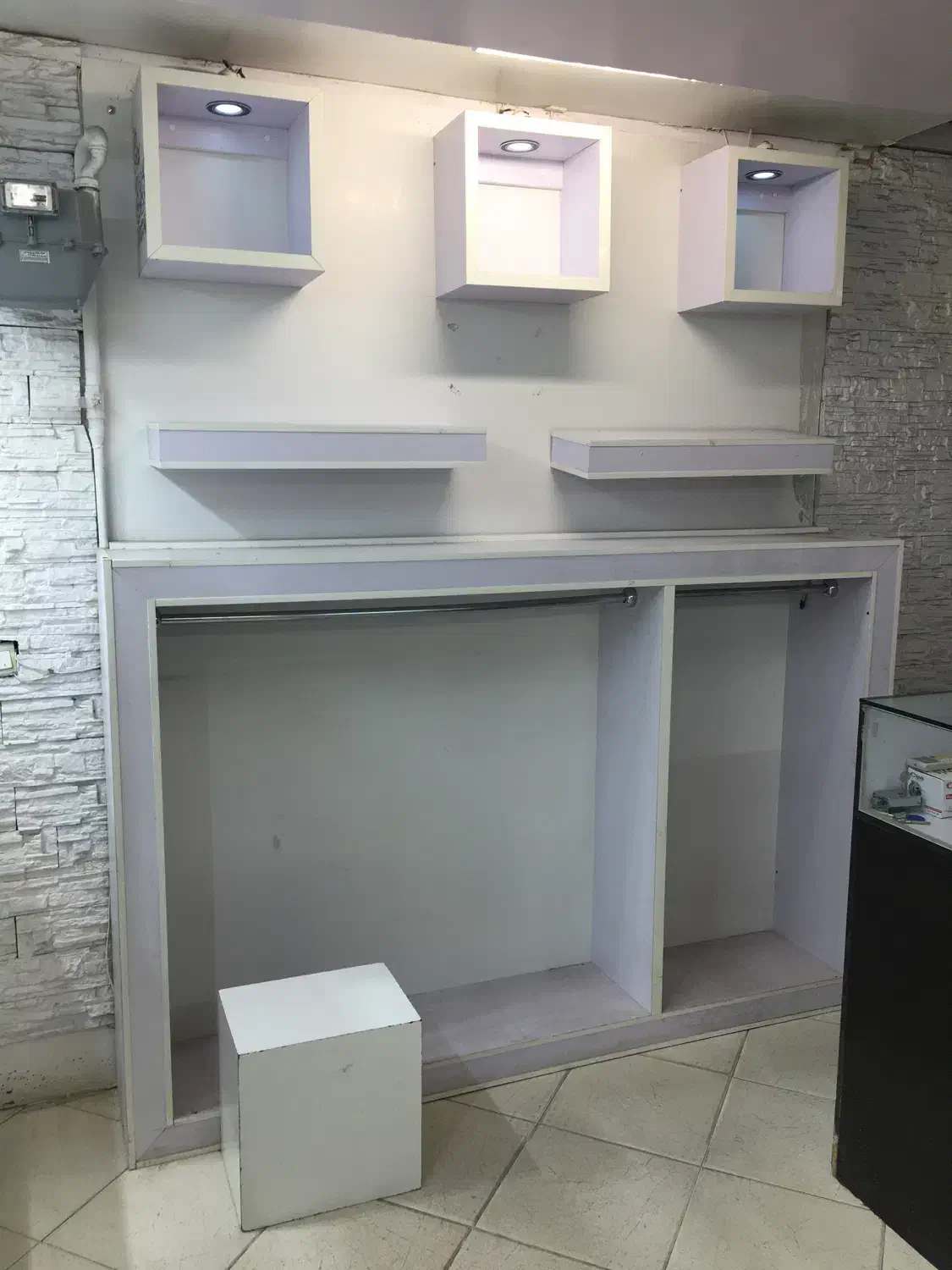 دکور تمیز و ویترین مناسب تمام مشاغل|فروشگاه و مغازه|دامغان, |دیوار