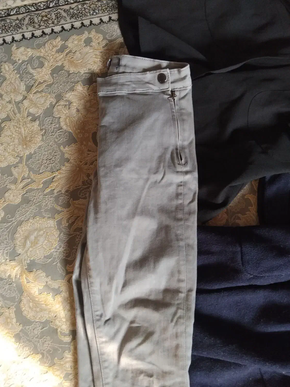 چند عدد پالتو مانتو شلوار باهم|لباس|رشت, شهرک شهید مفتح|دیوار