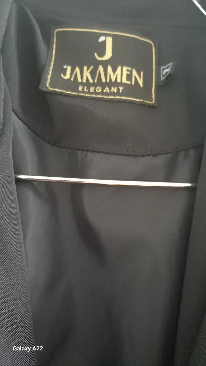 بارانی|لباس|نیشابور, فخریه|دیوار