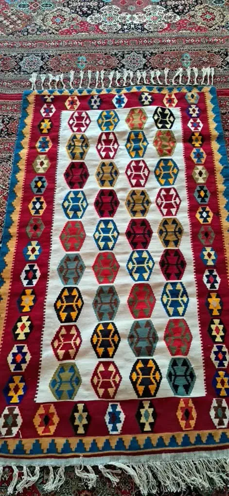 گلیم قشقایی|گلیم، جاجیم، گبه|شیراز, شیخ روزبهان|دیوار