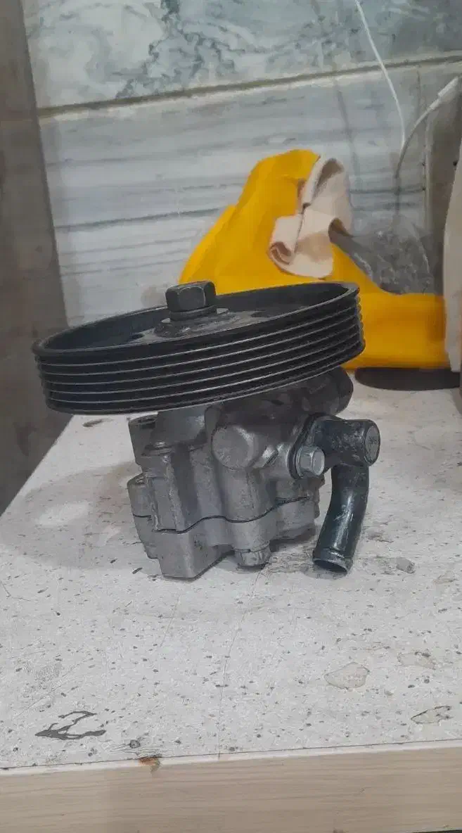 پمپ هدرولیک پژو|قطعات یدکی و لوازم جانبی|اسلامشهر, شهرک امام حسین (میان آباد)|دیوار