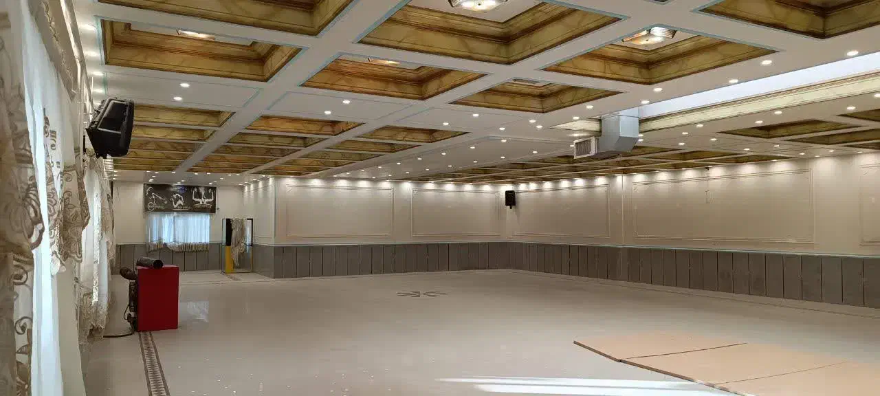 اجاره سالن تجاری و ورزشی|اجارهٔ مغازه و غرفه|نورآباد, |دیوار