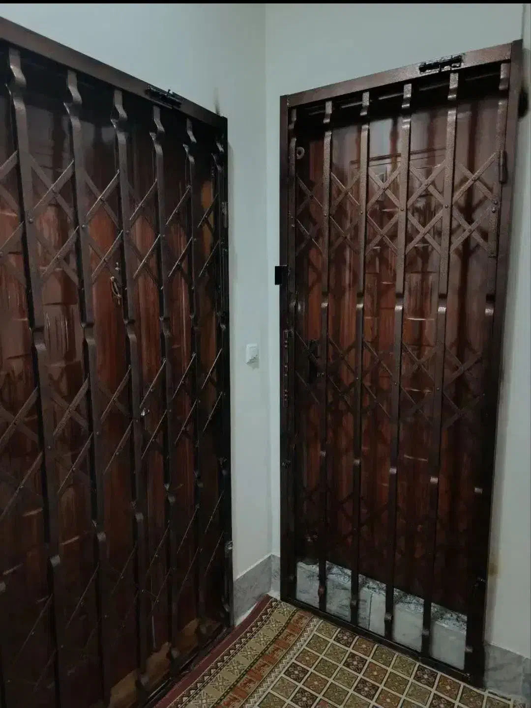 تولید حفاظ.پنجره/درب آکاردئونی/کشویی محافظ.کرکره و|مصالح و تجهیزات ساختمان|مشهد, حسین‌آباد|دیوار