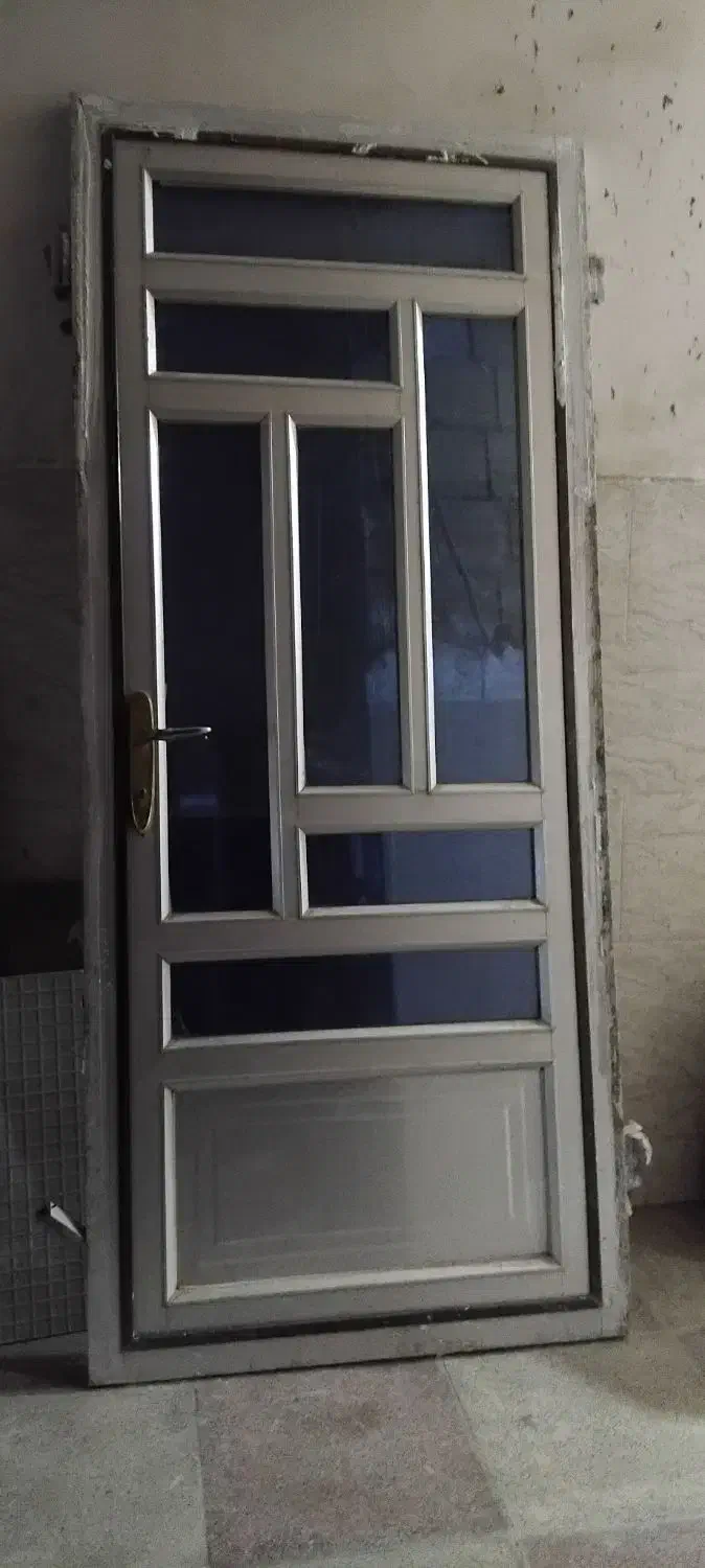 درب آلمینیوم|مصالح و تجهیزات ساختمان|علی‌آباد کتول, |دیوار