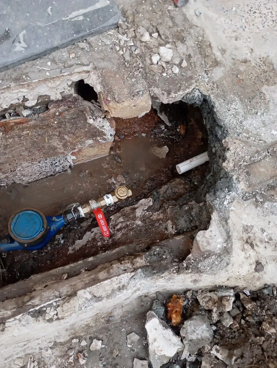 لوله کشی آب . تاسیسات|خدمات پیشه و مهارت|کرمانشاه, |دیوار