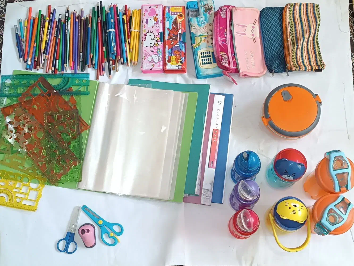 حراج واقعی لوازم التحریر  همه چیز سی هزار(در حدنو)|لوازم التحریر|چابهار, |دیوار