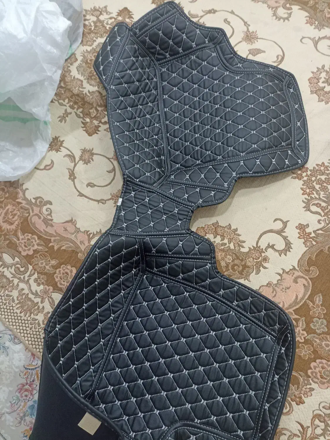 روکش صندلی  چرم.کفپوش 5بعدی ضد اب.دور فرمان|قطعات یدکی و لوازم جانبی|نیشابور, شهرک قدس|دیوار