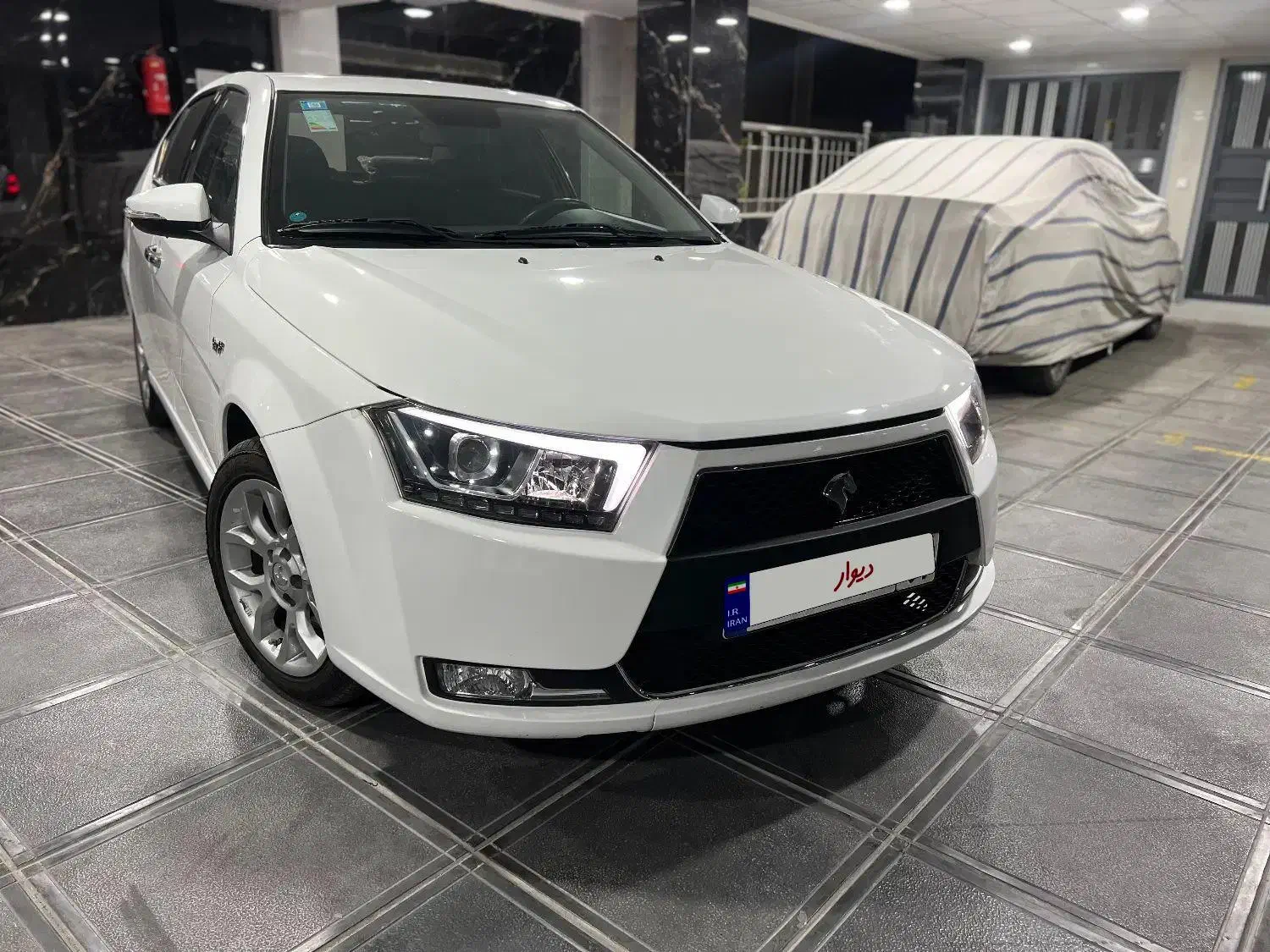 دناپلاس اتوماتیک 1402|خودرو سواری و وانت|شیراز, باهنر|دیوار